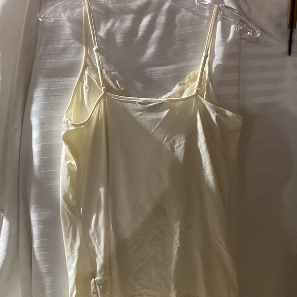Ladies gently used spaghetti strap top by Reitmans - Picture 5 of 5